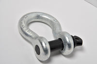 (2) 3/4" Bow Shackle BLACK Screw Pin Red Plastic noise reducer Protector Jeep CJ